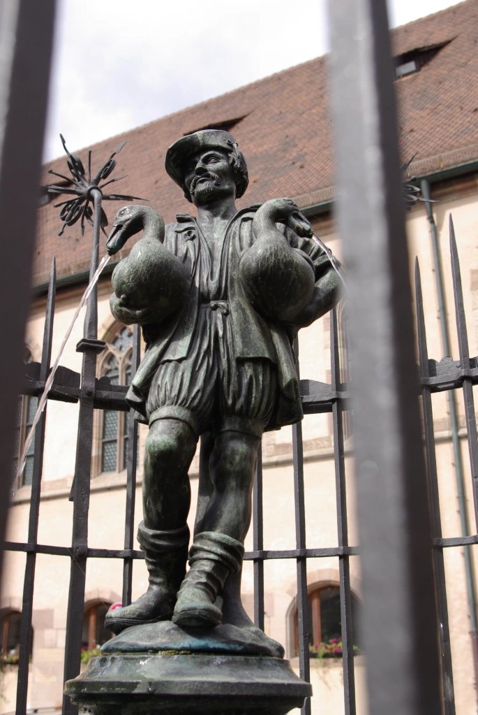 ⛲ 거위 아저씨 분수(겐제멘헨브루넨)